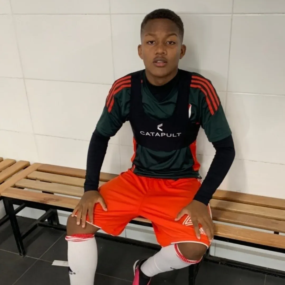 Estevis López, juvenil panameño de River Plate. (@estevis_lopez)