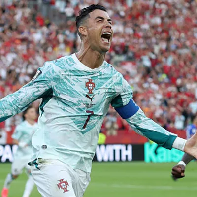 Cristiano Ronaldo marcó su primer gol en una fase decisiva de Mundial