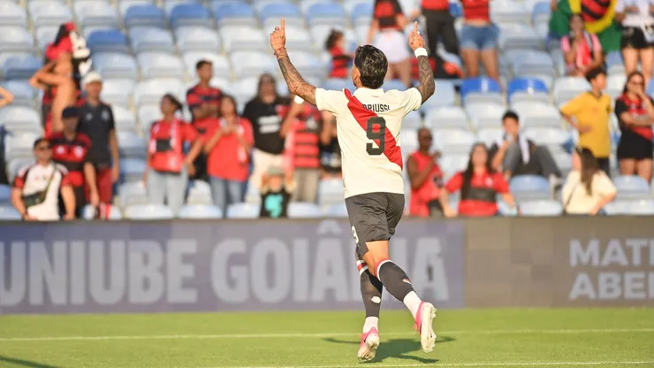 Driussi fue la gran figura de River en el primer partido de pretemporada.