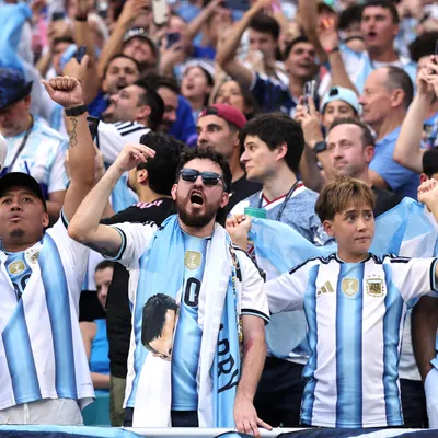 Los hinchas le pidieron a Scaloni que no vuelva a poner a Mac Allister