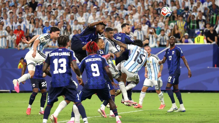 Messi festeja su gol ante Cabo Verde.