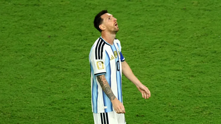 Lionel Messi sufrió una decisión de la FIFA.