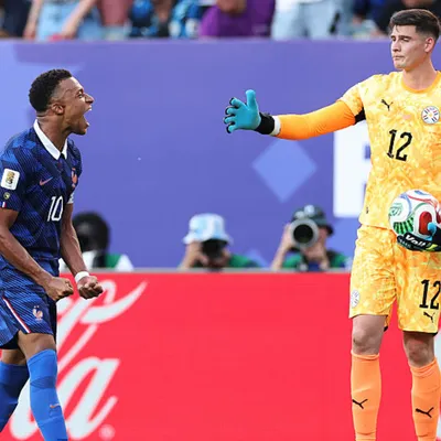 Tenso cruce entre Mbappé y Gill tras la eliminación de Paraguay ante Francia
