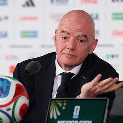 Tebas pidió la salida de Infantino de la FIFA: "Está destruyendo el fútbol"