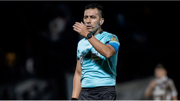 Quién es el árbitro de Boca vs. Athletico Paranaense en el amistoso internacional