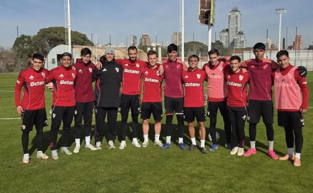 Los apartados de River en el predio de Cantilo con Viña y Woiski.