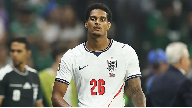 FIFA le dio 2 fechas a Quansah, defensor de Inglaterra