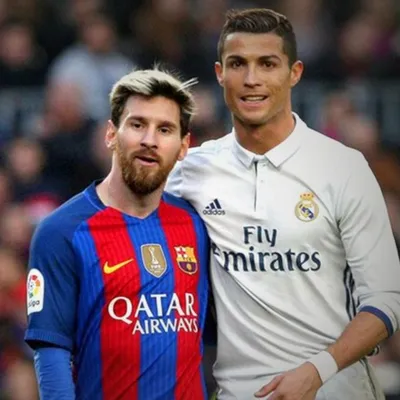Diego Latorre se enojó por el debate entre Messi y Cristiano Ronaldo por el mejor de la historia: “Se dicen pavadas”