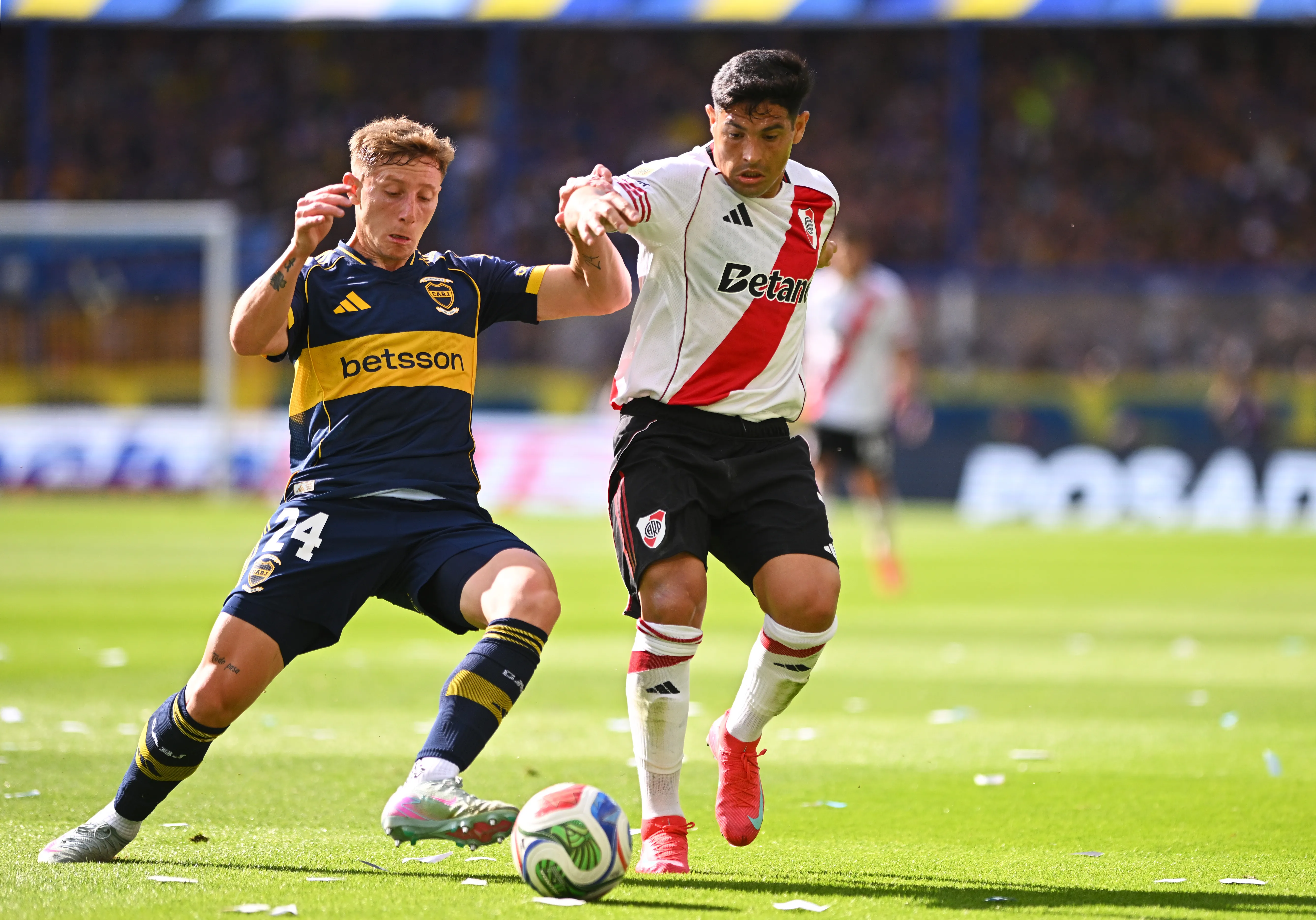 Juan Barinaga en el Superclásico. (Foto: Getty)