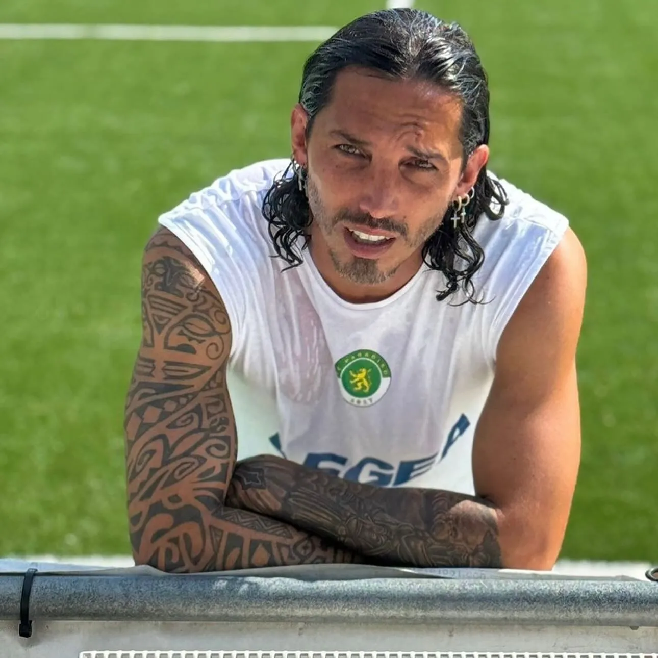 Schelotto es jugador y vicepresidente de un equipo suizo. Foto IG.