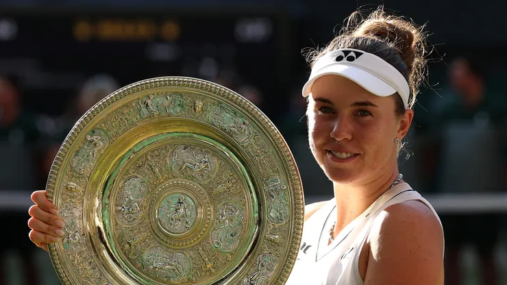 Linda Noskova se coronó campeona en Wimbledon con 21 años