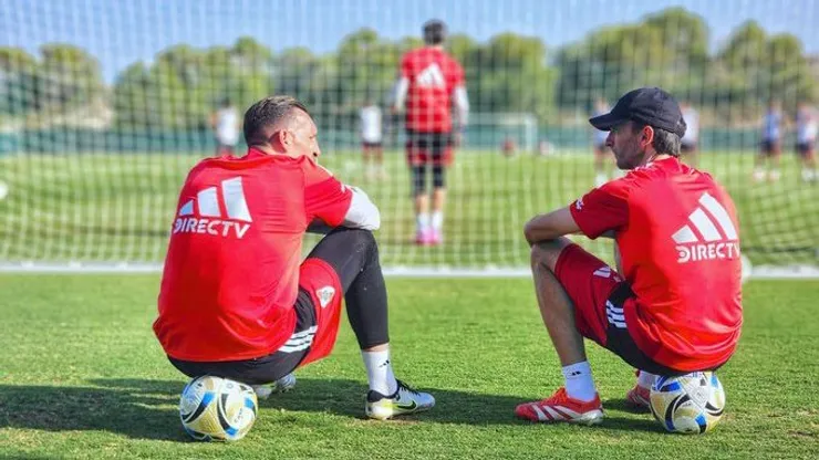 River hoy: el mensaje de Di Carlo a Armani, la oferta por Galarza y las disculpas de los expulsados en Reserva