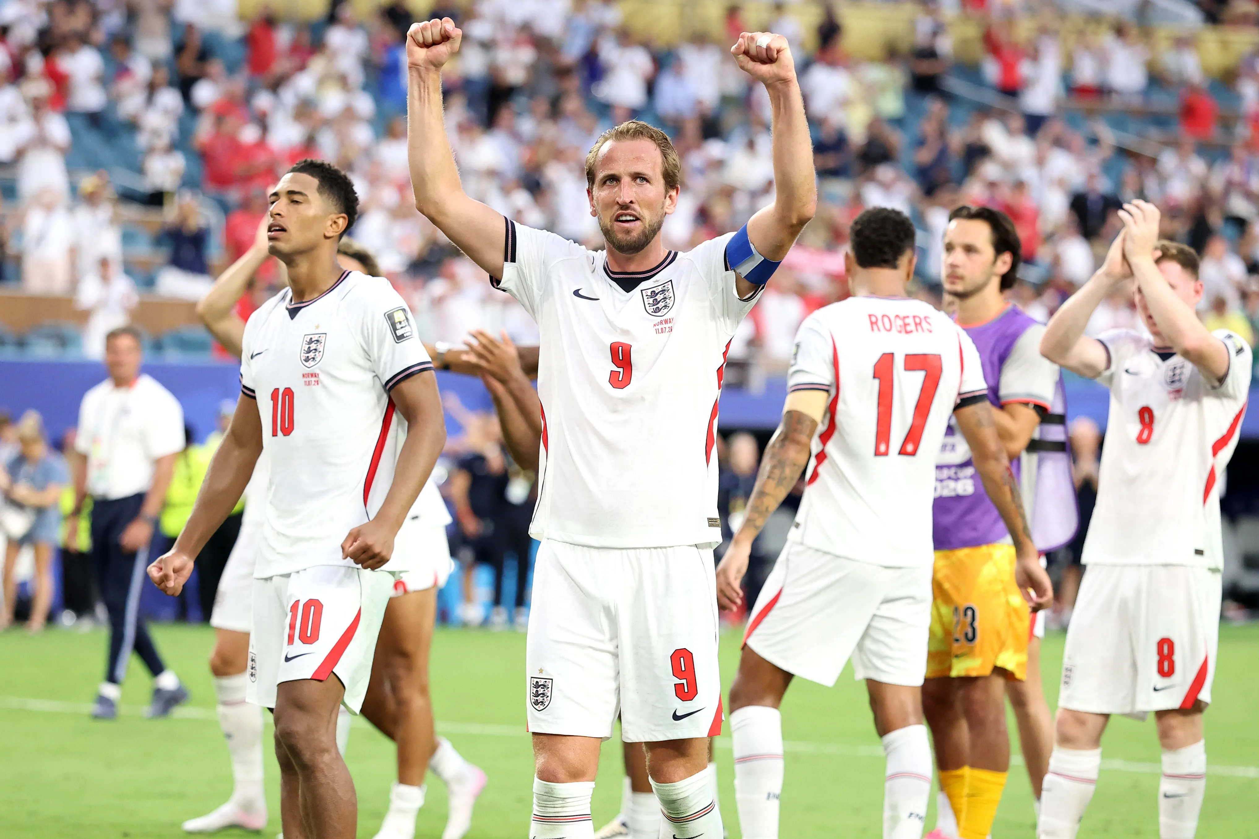 Harry Kane junto a sus compañeros celebrando el pase a la Semifinal del Mundial 2026. Getty Images.