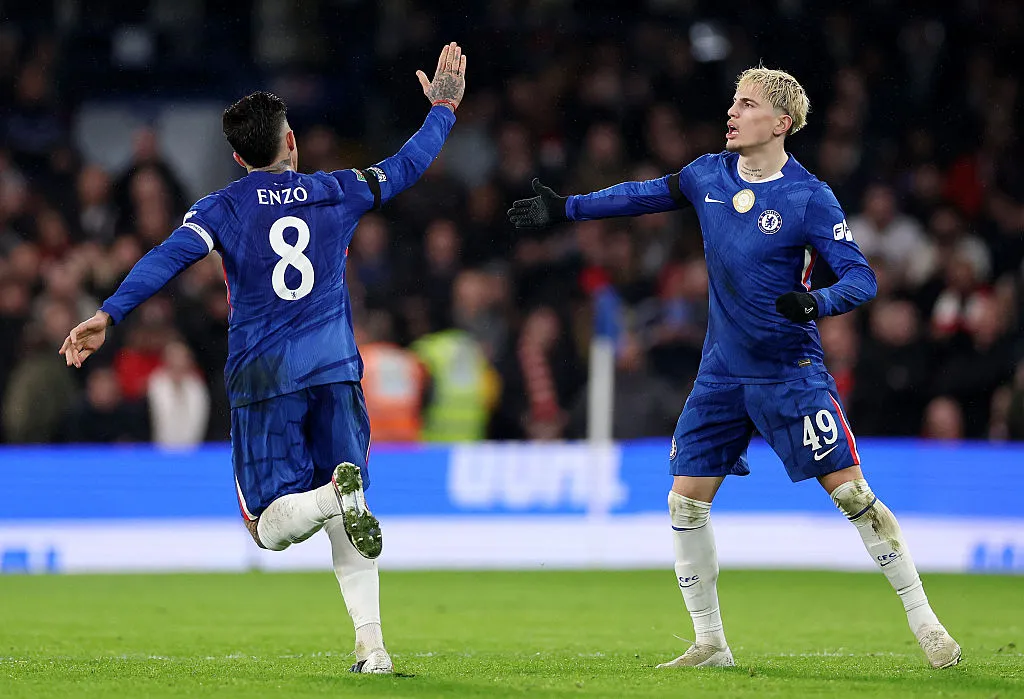 Enzo Fernández y Alejandro Garnacho en Chelsea. (Getty Images)