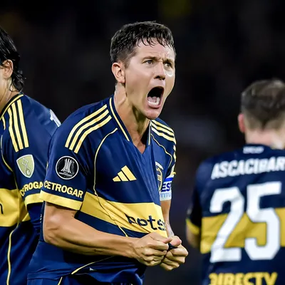 Un mes después de dejar Boca, Ander Herrera se vinculó al Zaragoza