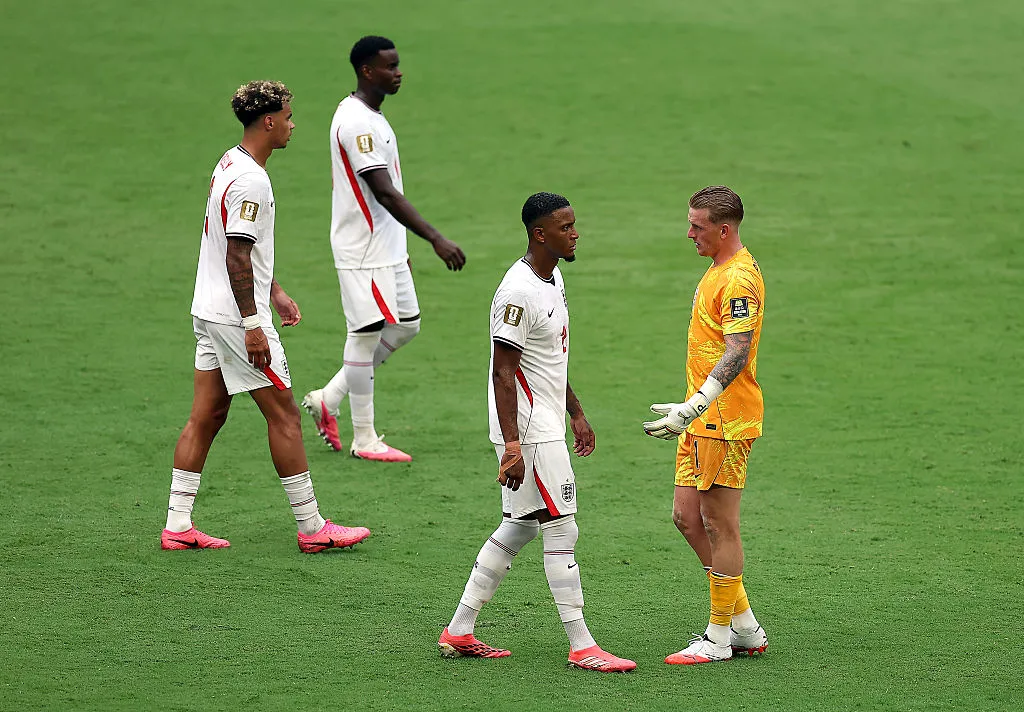 Inglaterra es frágil defensivamente. (Getty)