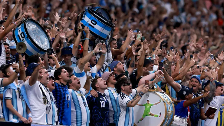 Los hinchas de Argentina ante Inglaterra.