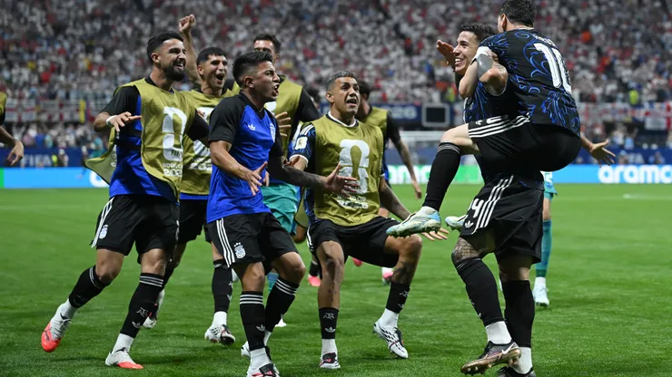 Argentina celebra la clasificación a la final del Mundial.