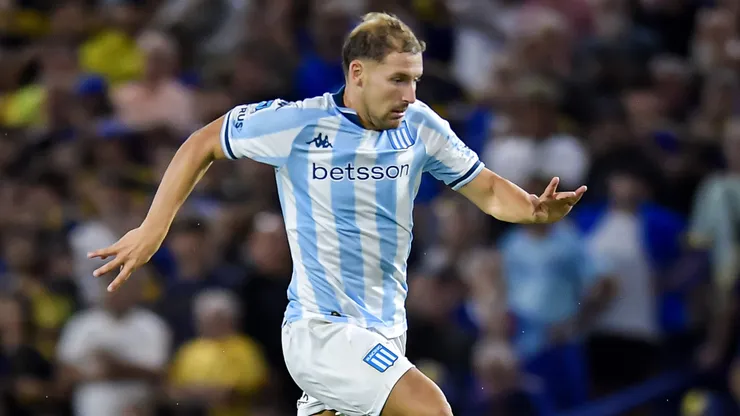 Racing y Defensa se enfrentan por el boleto a octavos de final.