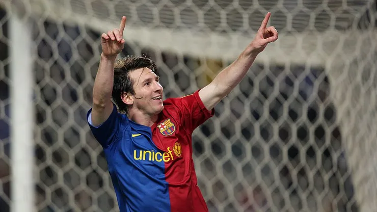 BARCELONA, SPAIN - SEPTEMBER 27: Lionel Messi of Barcelona celebrates scoring the winning goal from a penatly during the La Liga match between Espanyol and Barcelona at the Montjuic Olympic Stadium on September 27, 2008 in Barcelona, Spain. Barcelona won the match 2-1. (Photo by Jasper Juinen/Getty Images)