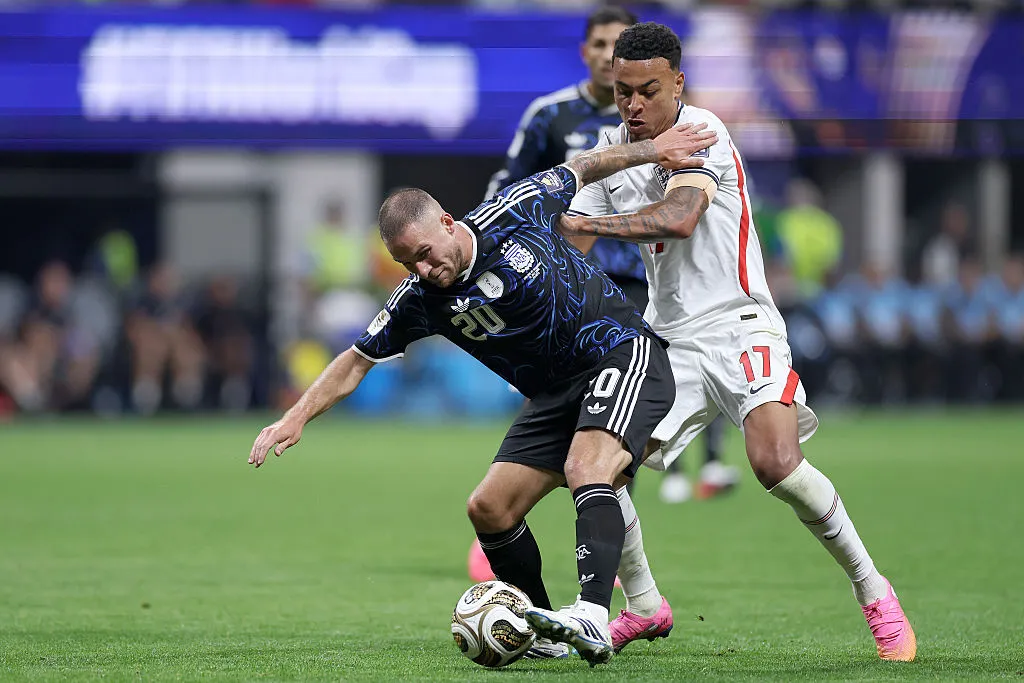 Morgan Rogers y Alexis Mac Allister en Inglaterra – Argentina por el Mundial 2026. (Getty Images)