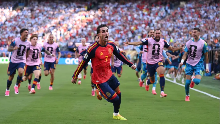 Ferrán Torres celebra su gol ante Argentina.