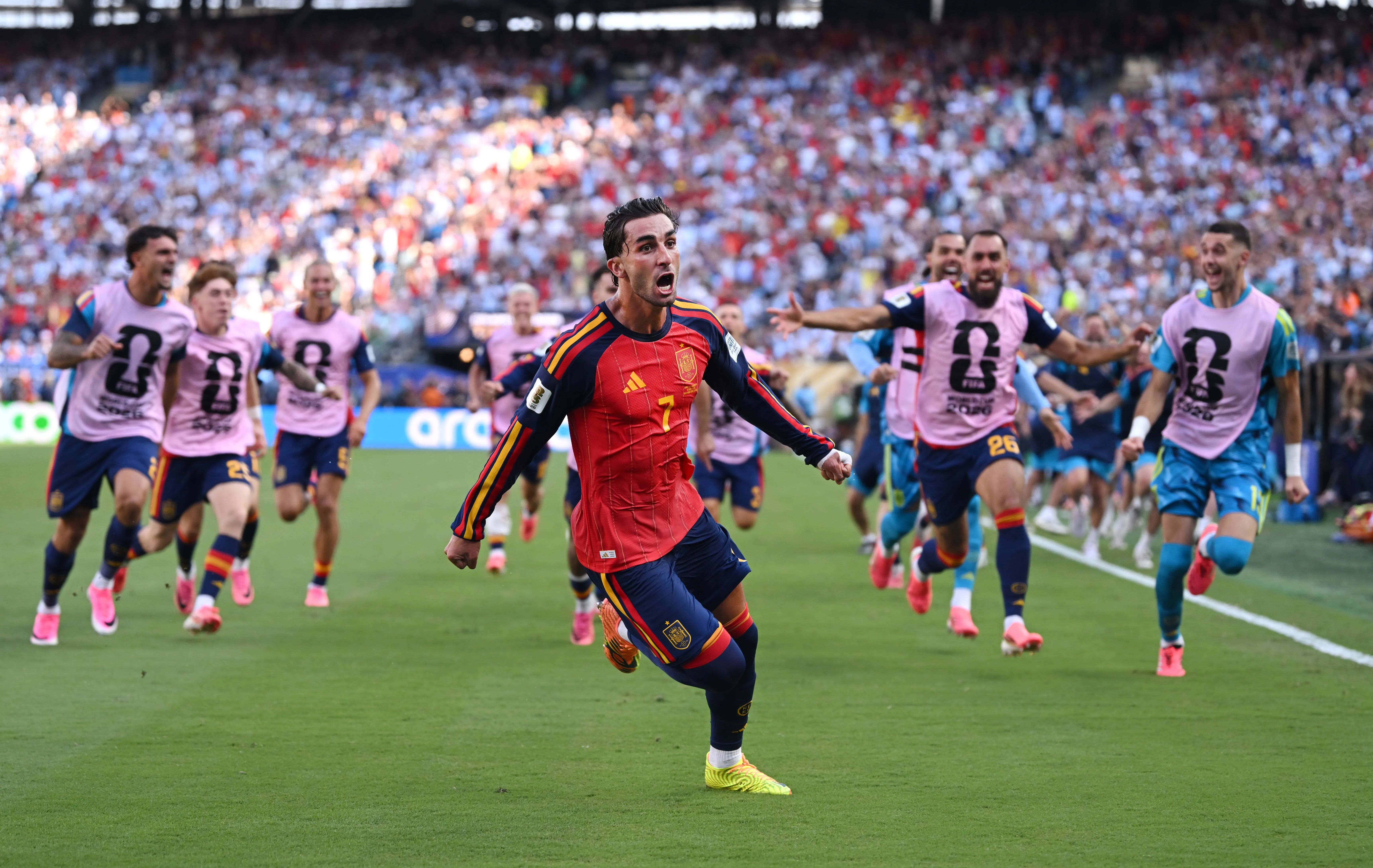 Más imágenes del festejo de Ferrán en la final (Getty)