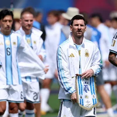Carlos Mac Allister reveló qué pasó en el vestuario de la Selección Argentina antes de la final