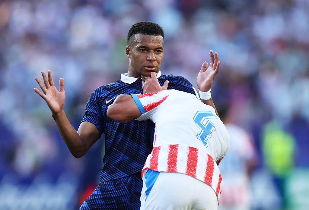 Mbappé tuvo un cruce con una senadora paraguaya. Foto Getty Images.