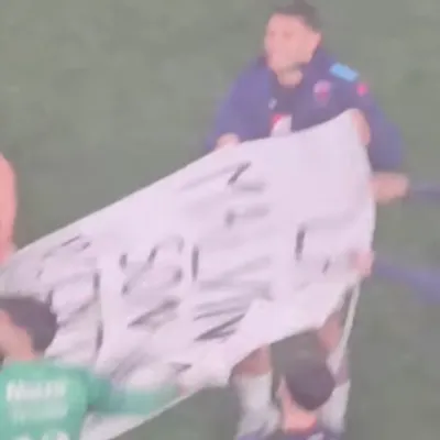 Los jugadores de Tigre mostraron una bandera de Malvinas Argentinas en Uruguay
