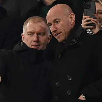 Scholes y Butt se sumaron a la campaña contra Argentina: “Odiados”