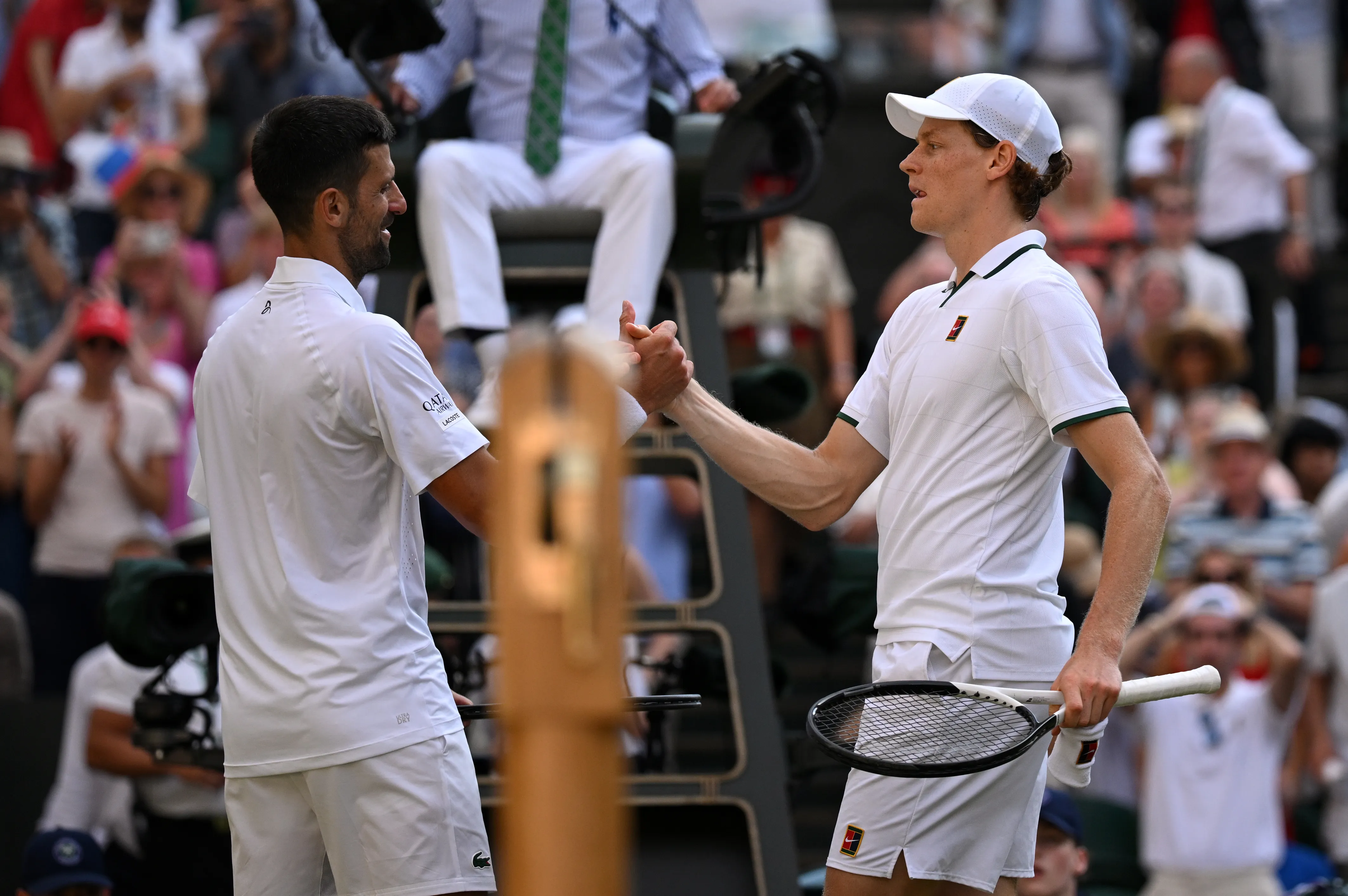 Djokovic y Sinner en la semifinal de Wimbledon 2026. (Foto: Getty).