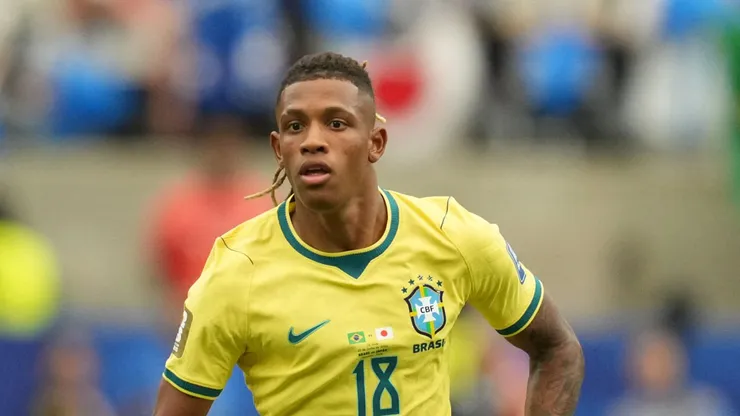 Danilo Santos, mediocampista de Brasil.