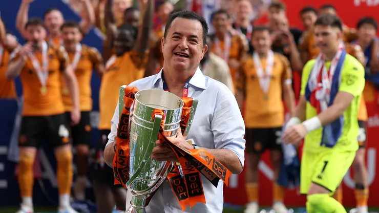 El Presidente del Hull City anunció sus refuerzos