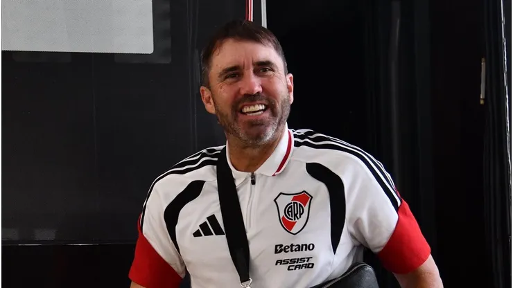 River hoy: entrenaron Montiel y Otamendi, posible formación vs. Barracas y viaja de Correa rumbo a Argentina