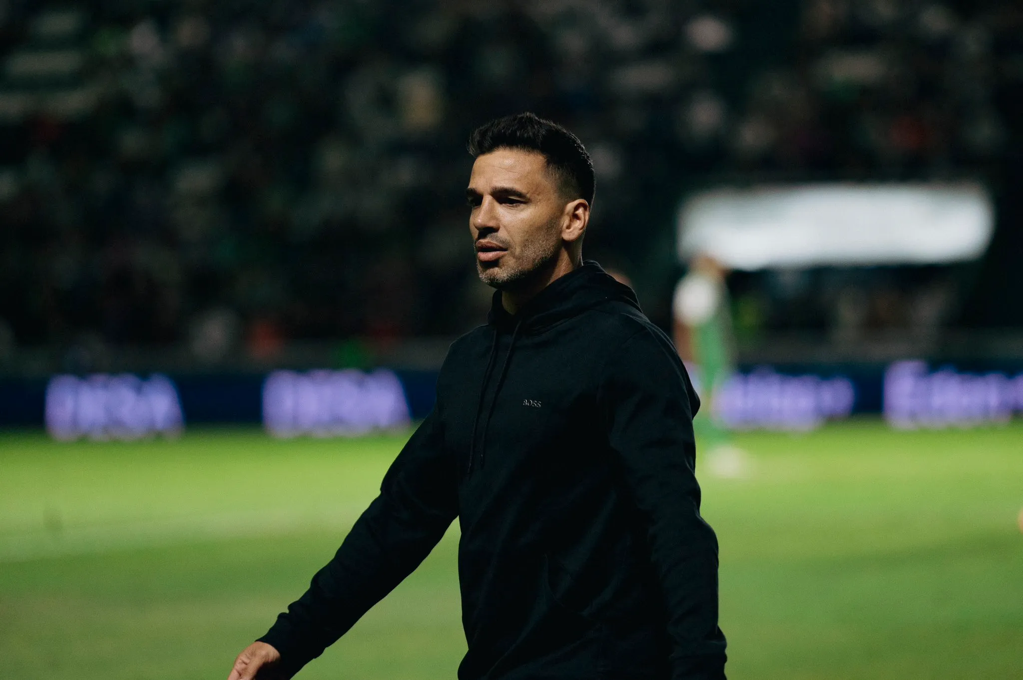 Broggi hizo experiencia como DT principal en Banfield y Gimnasia de Mendoza.