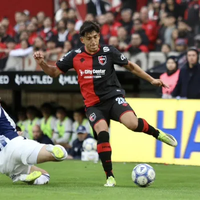 Se aleja del descenso: Newell's venció 1-0 a Talleres en el debut