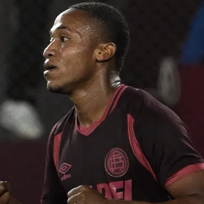Hizo valer la Fortaleza: Lanús venció 1-0 a San Lorenzo por el Torneo Clausura