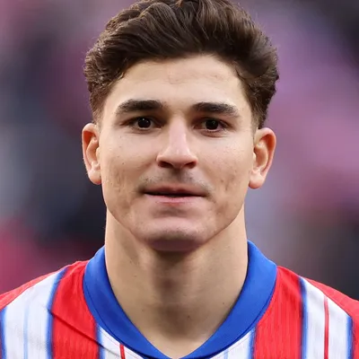 La postura de Atlético de Madrid ante el interés de Barcelona por Julián Alvarez
