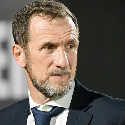 Arruabarrena: "El vestuario es un cementerio"