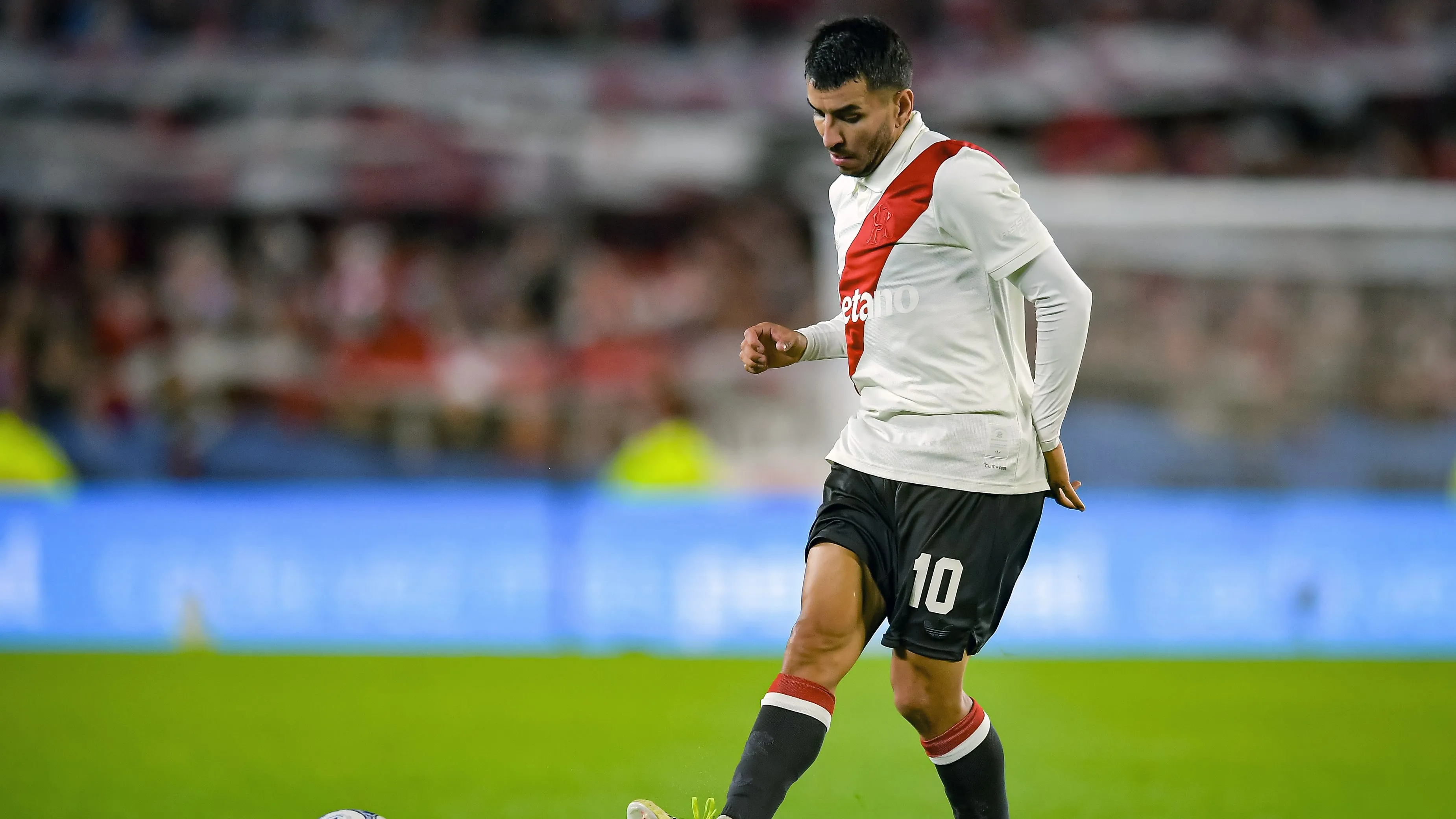 Ángel Correa en su debut en River. (Foto: Getty)