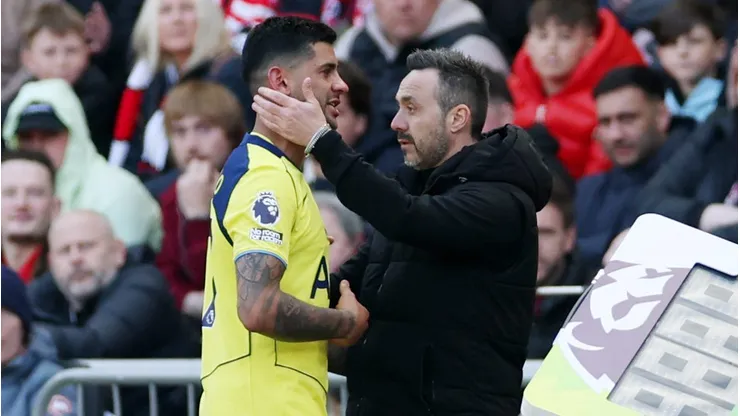 Roberto De Zerbi, ante la posibilidad de la salida del Cuti Romero, dijo que el que no tenga orgullo para quedarse en el Tottenham que se vaya.