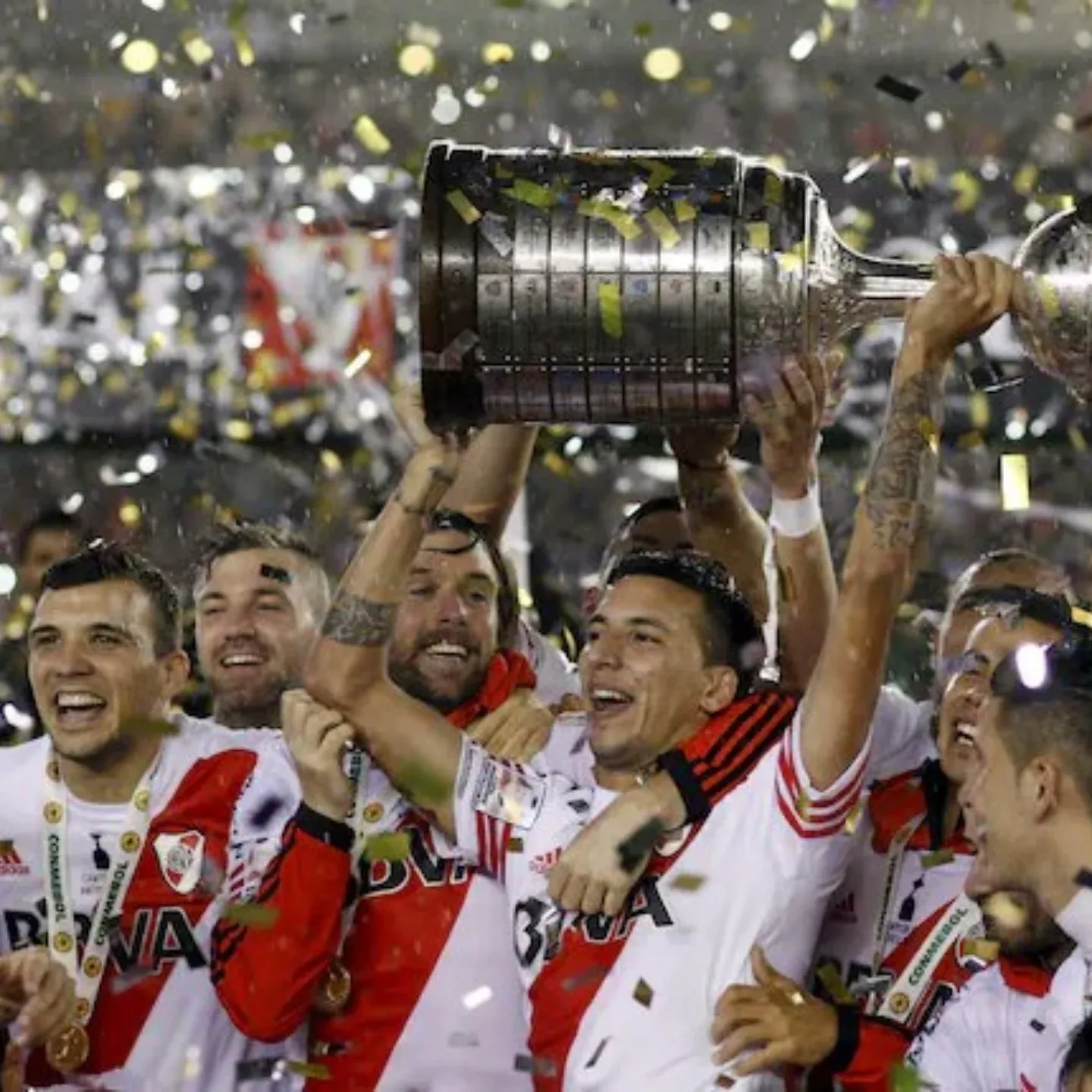 Vangioni con la Libertadores. Foto archivo