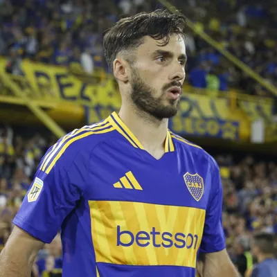 Negociaciones abiertas para que Saracchi sea la primera venta de Boca en este mercado