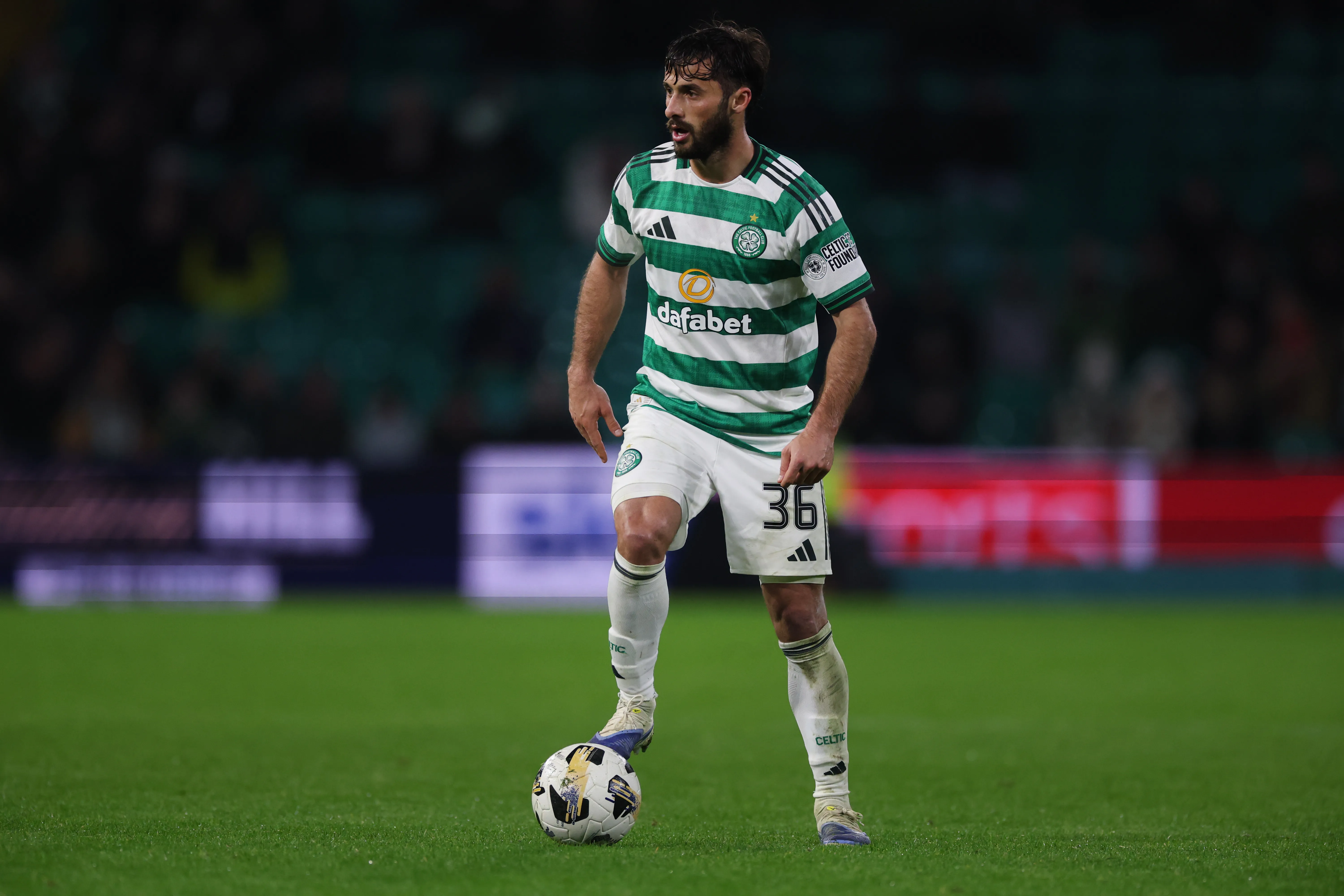 Saracchi en su paso más reciente por el Celtic (Getty)