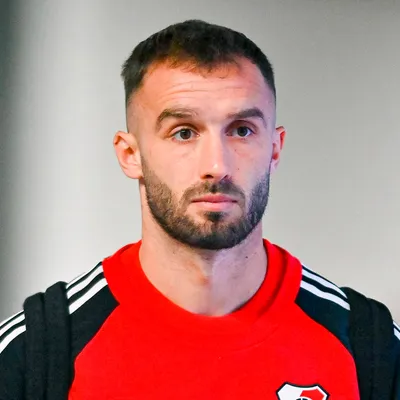 Pezzella seguirá borrado del plantel de River