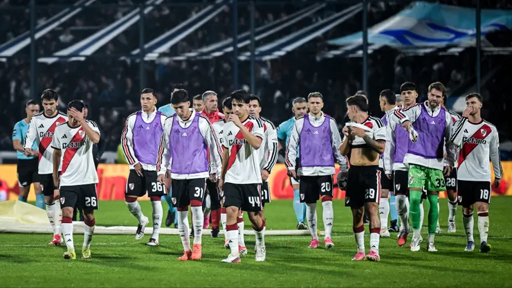 Los jugadores de River frente a Gimnasia.