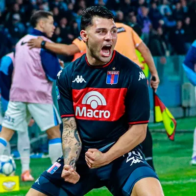 Tigre aprovechó los errores de Racing y le ganó 3 a 1