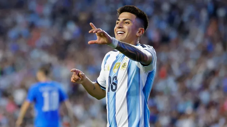 Thiago Almada en la Selección Argentina.