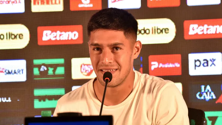 Santiago Núñez, defensor de Estudiantes.